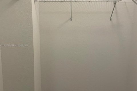 Townhouse in Homestead, Florida 3 bedrooms, 130.81 sq.m. № 1969104 - photo 10