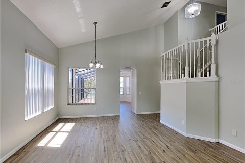 Villa ou maison à louer à Orlando, Floride: 4 chambres, 210.42 m2 № 2396512 - photo 8