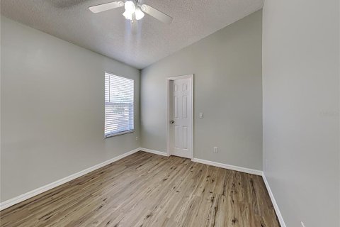Villa ou maison à louer à Orlando, Floride: 4 chambres, 210.42 m2 № 2396512 - photo 14