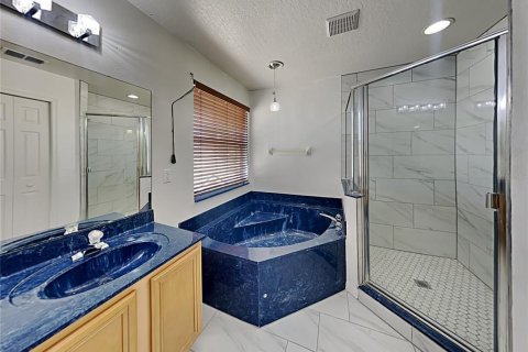 Villa ou maison à louer à Orlando, Floride: 4 chambres, 210.42 m2 № 2396512 - photo 12