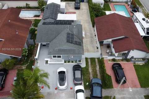 Casa en venta en Miami, Florida, 3 dormitorios, 115.57 m2 № 1995900 - foto 11