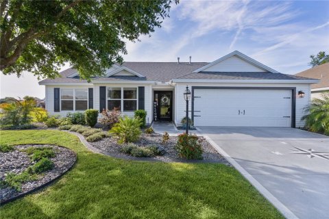 House in The Villages, Florida 3 bedrooms, 138.24 sq.m. № 1644018 - photo 4