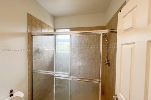 Touwnhouse à vendre à Fort Lauderdale, Floride: 3 chambres, 135.17 m2 № 1928158 - photo 15