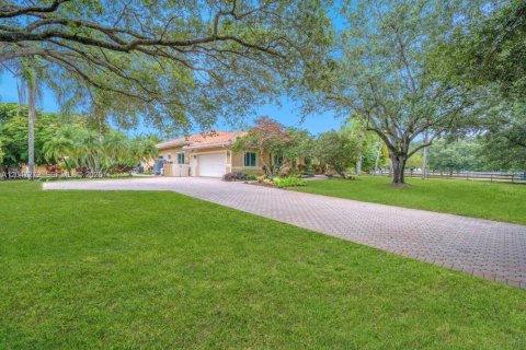 Casa en venta en Southwest Ranches, Florida, 4 dormitorios, 308.25 m2 № 2173181 - foto 7