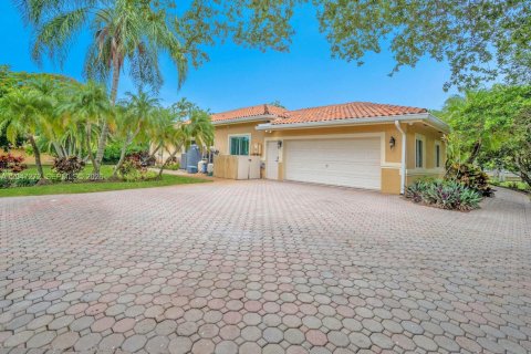 Casa en venta en Southwest Ranches, Florida, 4 dormitorios, 308.25 m2 № 2173181 - foto 8
