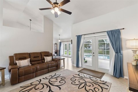 Villa ou maison à vendre à Clermont, Floride: 3 chambres, 150.32 m2 № 2147756 - photo 11