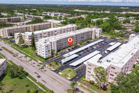 Condominio en venta en Saint Petersburg, Florida, 1 dormitorio, 80.82 m2 № 1690847 - foto 27