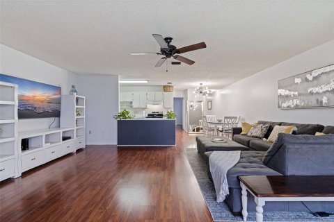 Condominio en venta en Saint Petersburg, Florida, 1 dormitorio, 80.82 m2 № 1690847 - foto 9