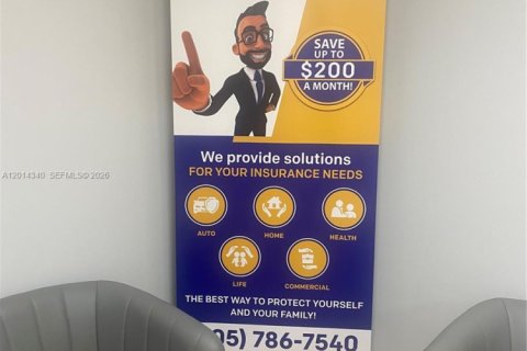 Propiedad comercial en venta en Miami, Florida № 2154486 - foto 2