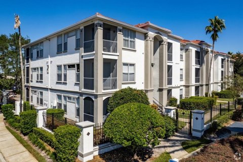 Condominio en alquiler en Orlando, Florida, 1 dormitorio, 65.68 m2 № 1912406 - foto 2