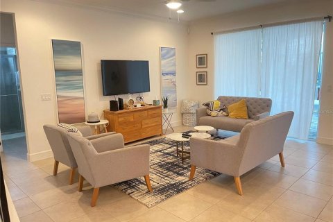Villa ou maison à vendre à Davenport, Floride: 6 chambres, 320.61 m2 № 2127453 - photo 8