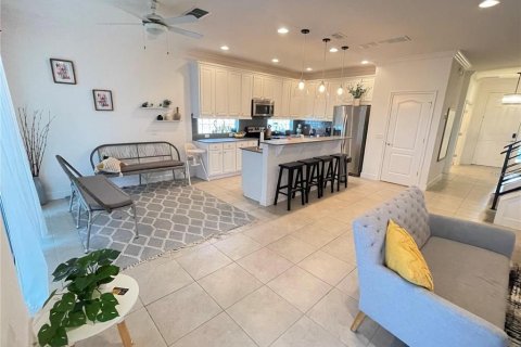Villa ou maison à vendre à Davenport, Floride: 6 chambres, 320.61 m2 № 2127453 - photo 5
