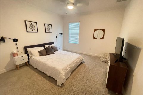 Villa ou maison à vendre à Davenport, Floride: 6 chambres, 320.61 m2 № 2127453 - photo 18