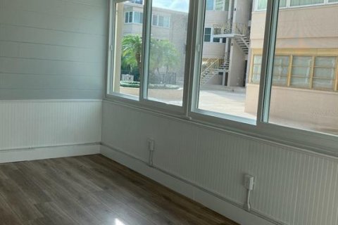 Condo in Winter Park, Florida, 1 bedroom  № 1816638 - photo 5