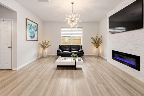 Villa ou maison à vendre à Kissimmee, Floride: 4 chambres, 197.7 m2 № 2425542 - photo 21