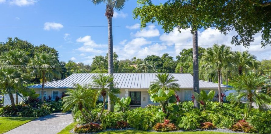 Villa ou maison à Pinecrest, Floride 4 chambres, 278.8 m2 № 1921798