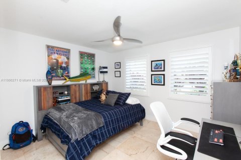 Villa ou maison à louer à Pinecrest, Floride: 4 chambres, 278.8 m2 № 1921798 - photo 24