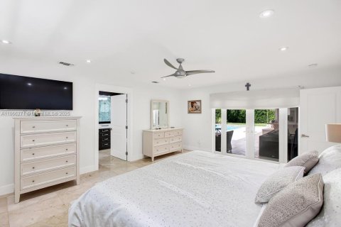 Villa ou maison à louer à Pinecrest, Floride: 4 chambres, 278.8 m2 № 1921798 - photo 18