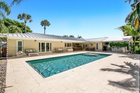Villa ou maison à louer à Pinecrest, Floride: 4 chambres, 278.8 m2 № 1921798 - photo 28