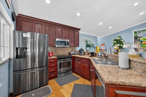 Villa ou maison à vendre à Tampa, Floride: 4 chambres, 187.57 m2 № 1851879 - photo 15
