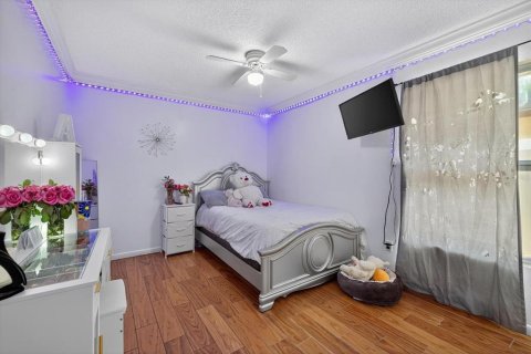 Villa ou maison à vendre à Tampa, Floride: 4 chambres, 187.57 m2 № 1851879 - photo 29