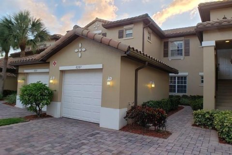 Condominio en Parkland, Florida, 3 dormitorios  № 2078446