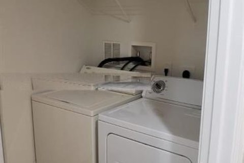Condominio en alquiler en Parkland, Florida, 3 dormitorios, 130.16 m2 № 2078446 - foto 13