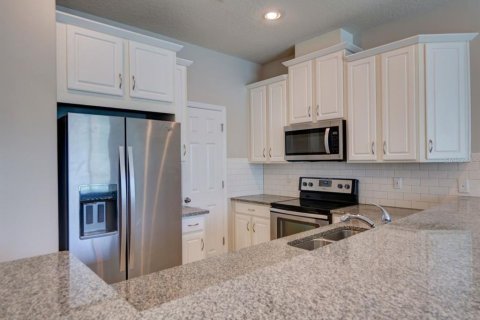 Townhouse in Kissimmee, Florida 3 bedrooms, 141.95 sq.m. № 1919023 - photo 8