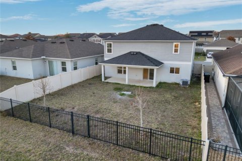 Villa ou maison à vendre à Orlando, Floride: 4 chambres, 258.92 m2 № 2139697 - photo 3