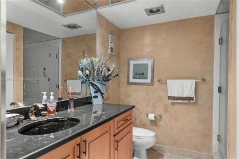 Condominio en venta en Aventura, Florida, 3 dormitorios, 193.24 m2 № 1846239 - foto 18