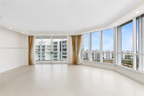 Купить кондоминиум в Авентура, Флорида 2 спальни, 203.46м2, № 1983294 - фото 8