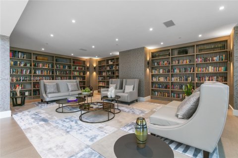 Купить кондоминиум в Авентура, Флорида 2 спальни, 203.46м2, № 1983294 - фото 2