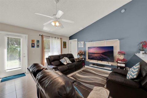 Casa en venta en Kissimmee, Florida, 3 dormitorios, 125.6 m2 № 1843758 - foto 4