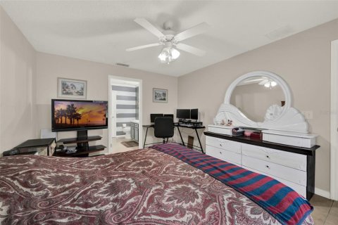 Casa en venta en Kissimmee, Florida, 3 dormitorios, 125.6 m2 № 1843758 - foto 10