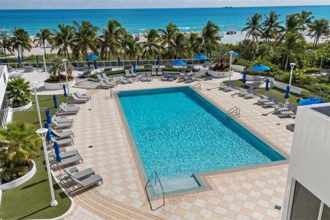 Copropriété à vendre à Miami Beach, Floride: 52.03 m2 № 1969041 - photo 12