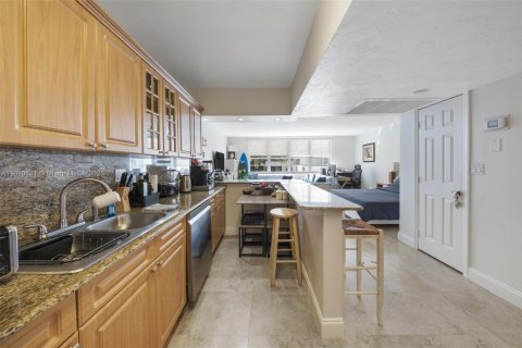 Copropriété à vendre à Miami Beach, Floride: 52.03 m2 № 1969041 - photo 6