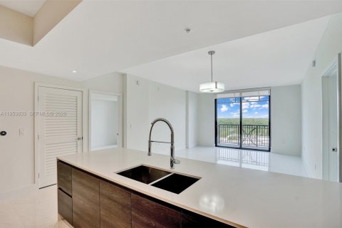 Condominio en Coral Gables, Florida, 2 dormitorios  № 2008211