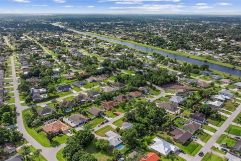Casa en venta en Port St. Lucie, Florida, 3 dormitorios, 125.05 m2 № 1983129 - foto 18
