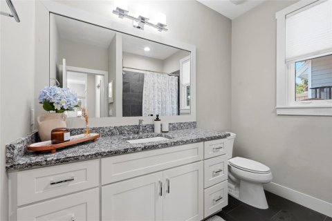 Casa en venta en Gainesville, Florida, 4 dormitorios, 245.63 m2 № 2294902 - foto 27