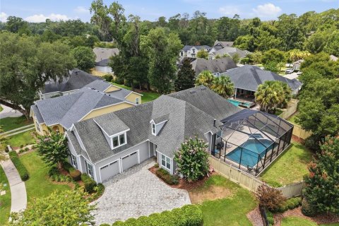 House in Gainesville, Florida 4 bedrooms, 245.63 sq.m. № 2294902
