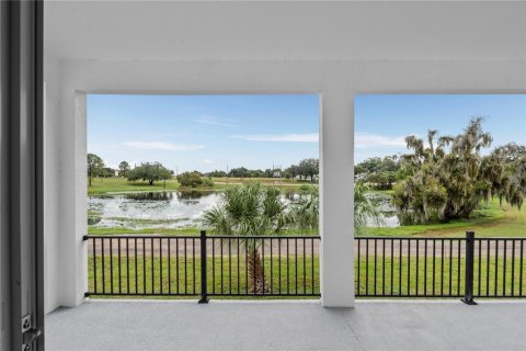 Villa ou maison à vendre à Clermont, Floride: 4 chambres, 162.02 m2 № 2413441 - photo 10