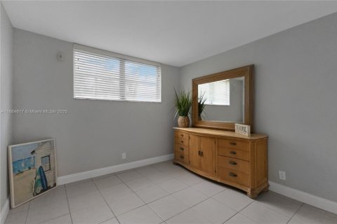 Condominio en alquiler en Pompano Beach, Florida, 2 dormitorios, 67.35 m2 № 1977821 - foto 15