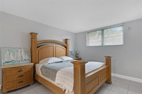 Condominio en alquiler en Pompano Beach, Florida, 2 dormitorios, 67.35 m2 № 1977821 - foto 11