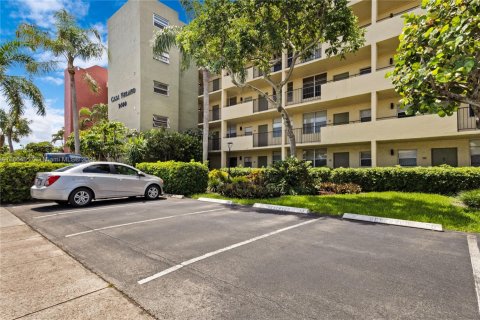 Condominio en alquiler en Pompano Beach, Florida, 2 dormitorios, 67.35 m2 № 1977821 - foto 25