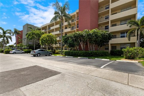 Condominio en alquiler en Pompano Beach, Florida, 2 dormitorios, 67.35 m2 № 1977821 - foto 26