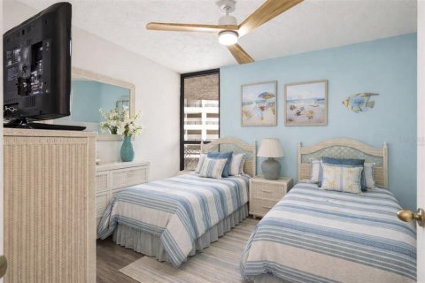 Condo in Daytona Beach, Florida, 2 bedrooms № 2105846 - photo 3