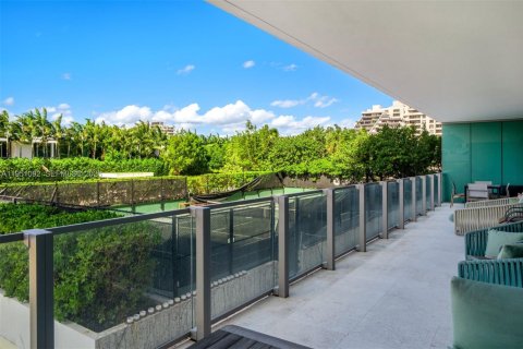 Condo in Key Biscayne, Florida, 2 bedrooms  № 2244206 - photo 21