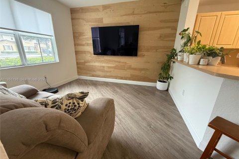 Copropriété à vendre à Miami, Floride: 3 chambres, 131.92 m2 № 2006282 - photo 2