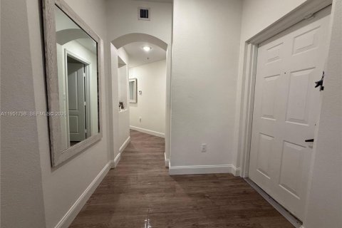 Copropriété à vendre à Miami, Floride: 3 chambres, 131.92 m2 № 2006282 - photo 3