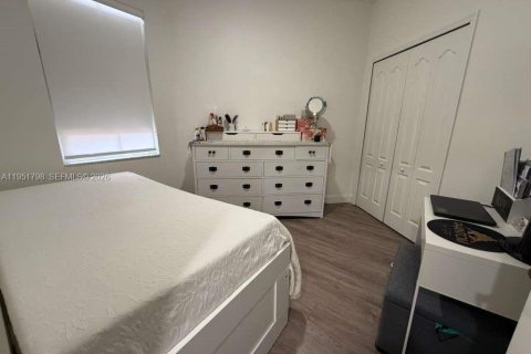 Copropriété à vendre à Miami, Floride: 3 chambres, 131.92 m2 № 2006282 - photo 14